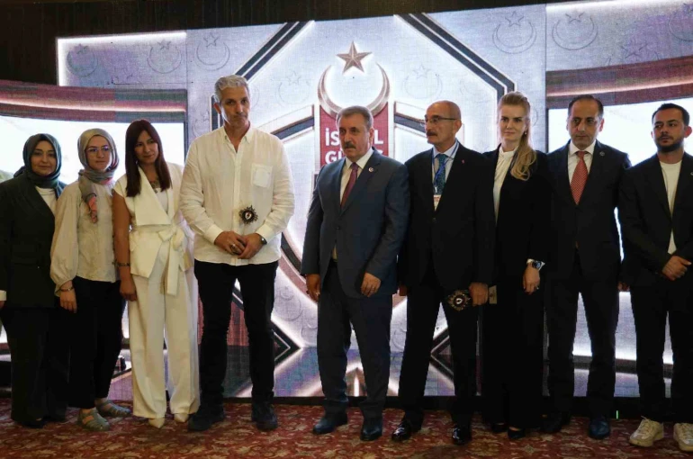 Sivas’ta "4. İsmail Güneş Basın Ödülleri" sahiplerini buldu