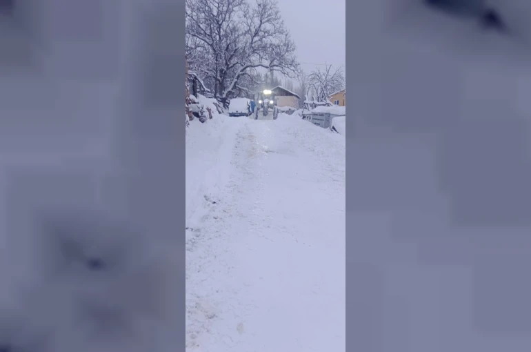 Sivas’ta 850’e yakın köy yolu araç ulaşımına kapandı