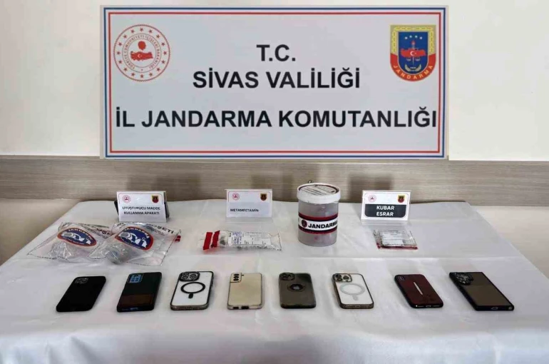 Sivas’ta eş zamanlı uyuşturucu operasyonu: 5 tutuklama