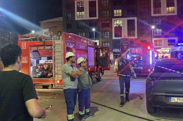 Sivas’ta gece yarısı korkutan patlama