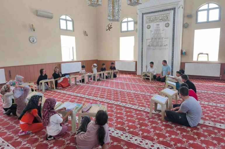 Sivrihisar’da yaz Kur’an kursları heyecanı başladı