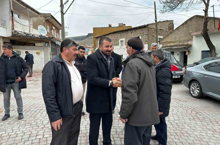 Siyasi parti başkanlarından Adem Şengül’e ‘protokol’ tepkisi
