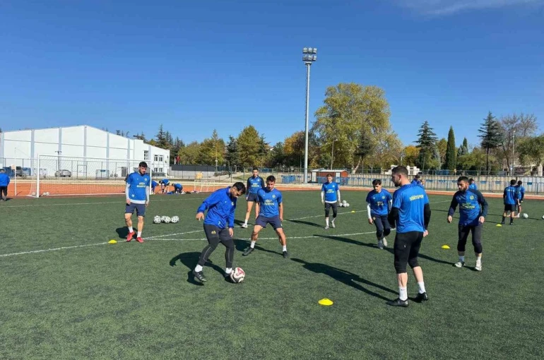 Söğütspor zorlu maçın hazırlıklarını tamamladı