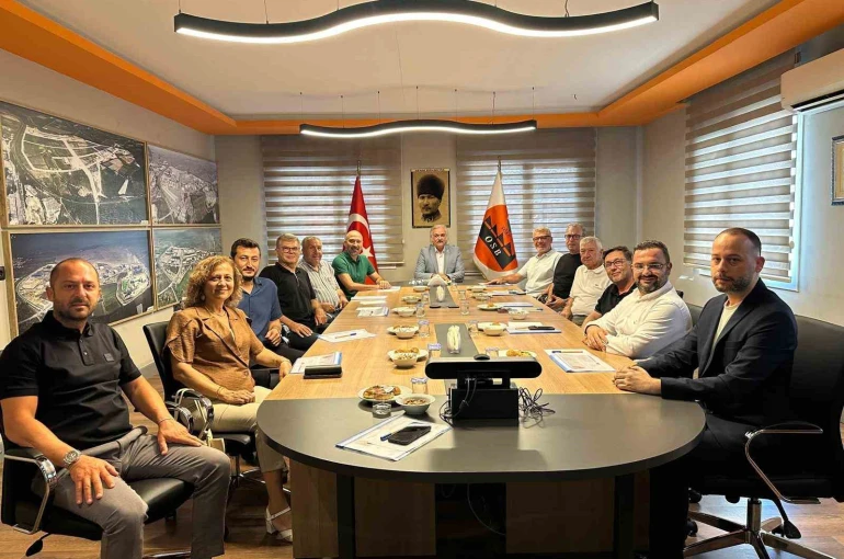 Söke Belediye Başkanı Arıkan, heyet başkanlığına seçildi
