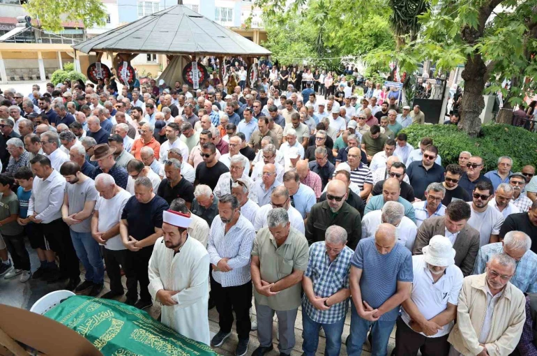 Söke sanayisinin öncü isimlerinden Altınöz toprağa verildi
