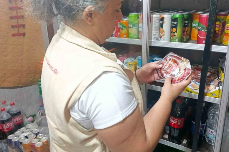 Söke’de gıda işletmeleri denetlendi