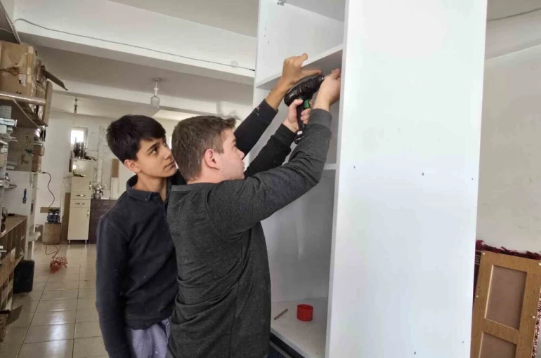 Sorgun Mesleki Eğitim Merkezi’nde ustalaşan öğrenciler istihdama katkı sağlıyor
