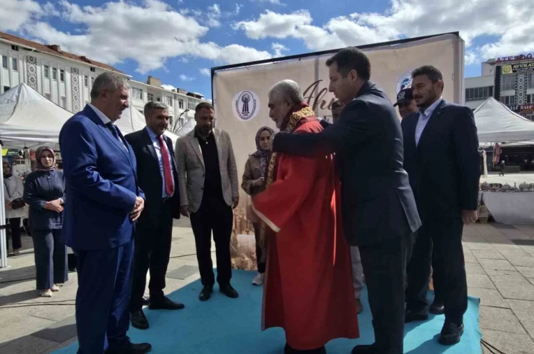 Sorgun’da Ahilik Haftası’nda iki esnafa ödül
