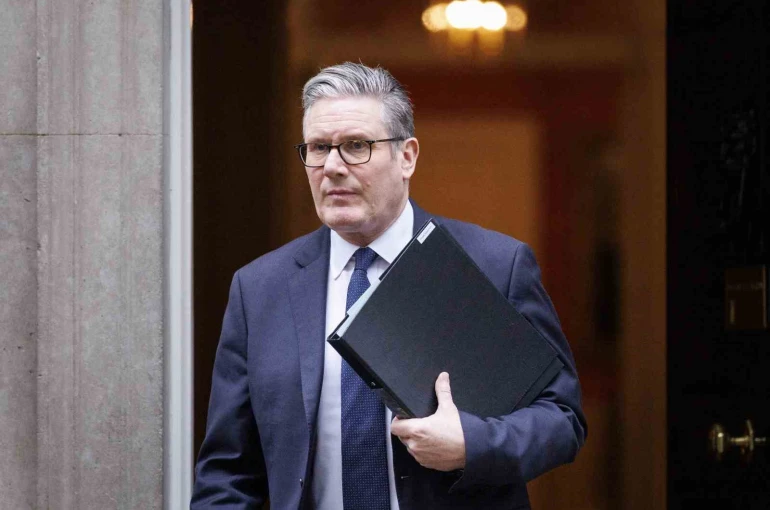 Starmer: "Mandelson’ın yalanlarına inanıp onu atadığım için özür dilerim"