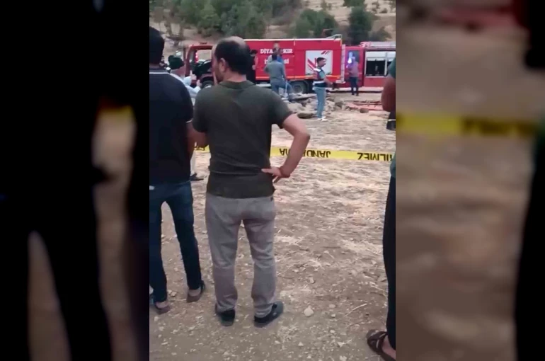 Su kuyusuna inen 4 kişi gazdan etkilenerek hayatını kaybetti 