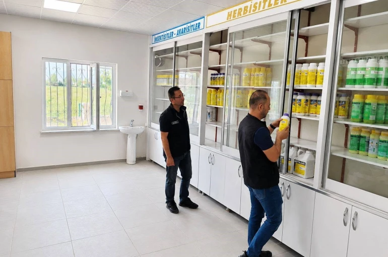 Şuhut’ta ilaç ve gübre bayilerine yönelik denetim
