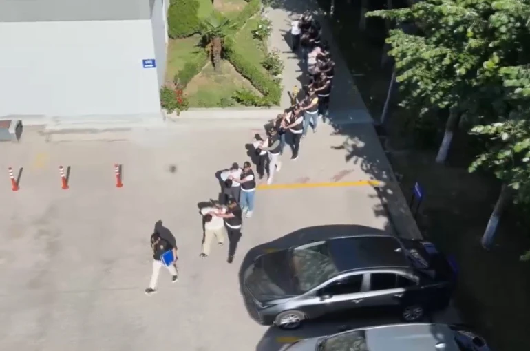 Sultanbeyli’de uyuşturucu operasyonu: 11 kişi tutuklandı