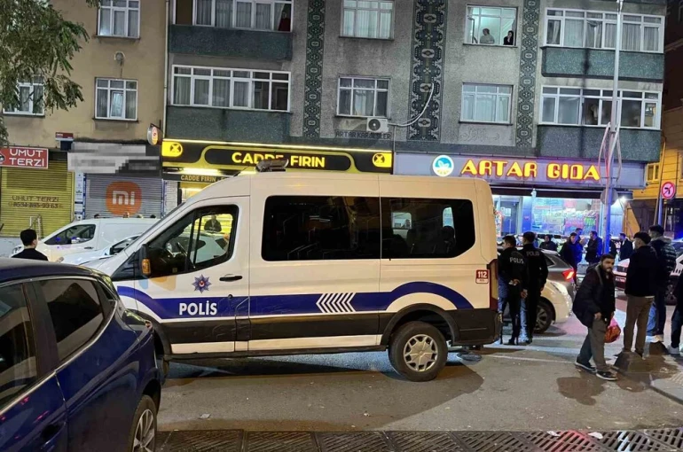 Sultangazi’de eski koca dehşeti: 1 ölü, 1 ağır yaralı