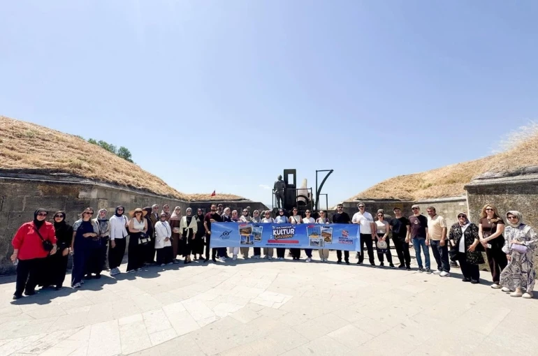 Sultangazililer için kültür gezileri başladı
