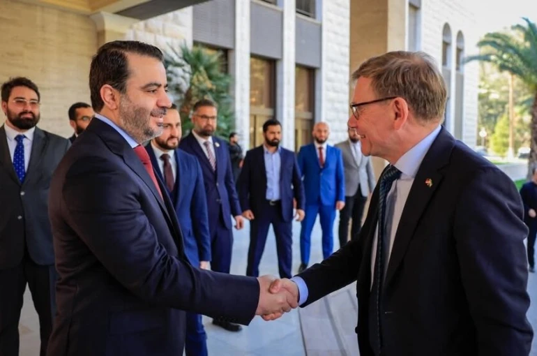 Suriye Devlet Başkanı Eş-Şara, Almanya Dışişleri Bakanı Vadevol’u kabul etti