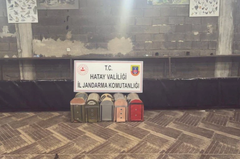Süs Kanatlı Sokak Hayvanları Koruma Derneği’nde horoz dövüştürerek kumar oynayan 76 kişiye ceza yağdı