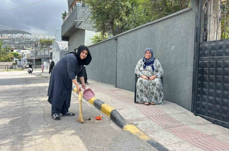 Takdir toplayan 60 yıllık temizlik geleneği anne mirasıyla 10 yıldır kızına geçti