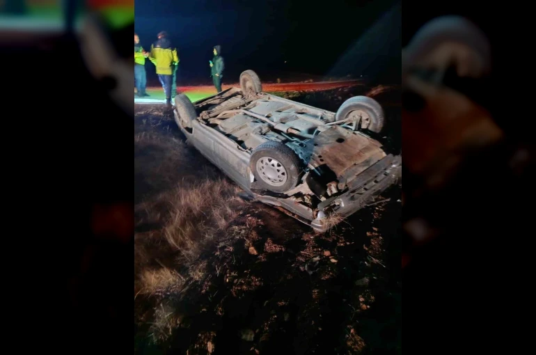 Takla atan otomobilin sürücüsü yaralandı