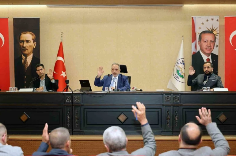 Talas Meclisi’nden spor adamlarına vefa