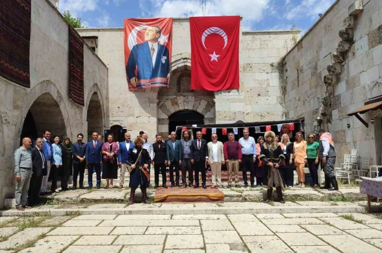 Tarihi Akhan Kervansarayı Yörük kültürüne ev sahipliği yaptı
