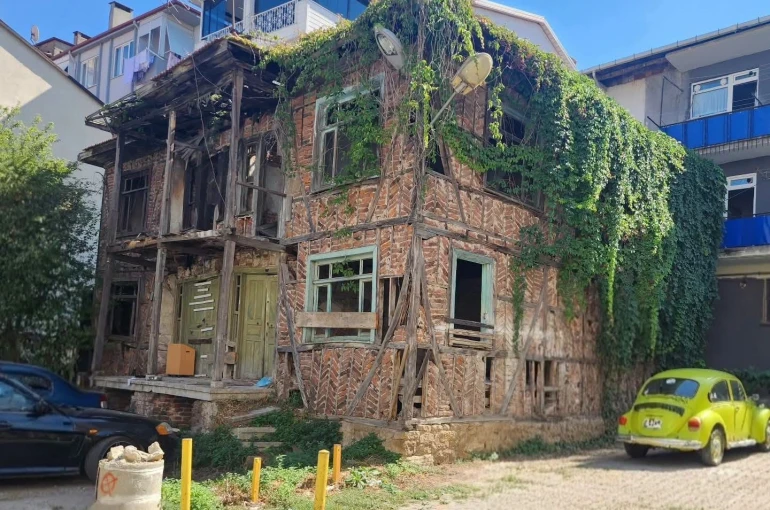 Tarihi miras kütüphane olarak yeniden hayat bulacak