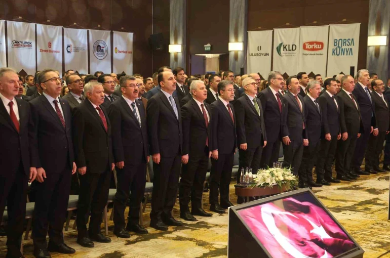 Tarım ve Orman Bakanı Yumaklı: "Sağlıklı ve güvenilir gıdaya giden yolda bütün süreçleri etkin politikalarımızla yöneteceğiz"