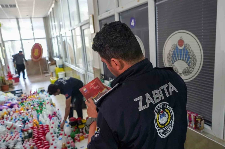 Tarsus’ta 6 bin 167 sağlıksız ürüne el konuldu