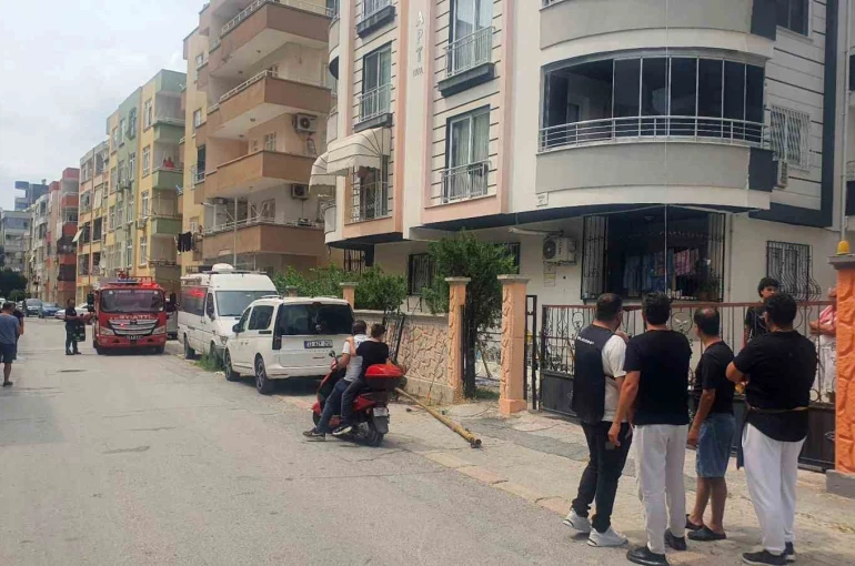 Tarsus’ta halat koptu, 2 işçi yaralandı