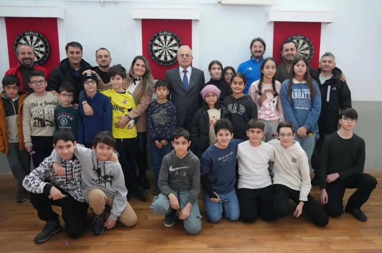 Tatile giren gençler soluğu gençlik merkezlerinde aldı