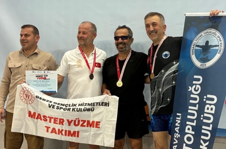 Tavşanlı’da açılan yüzme havuzu 3 çocuk babasını şampiyon yaptı