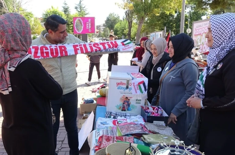 Tavşanlı’da giysi satışlarından elde edilen gelir Gazze’deki çocuklara umut olacak