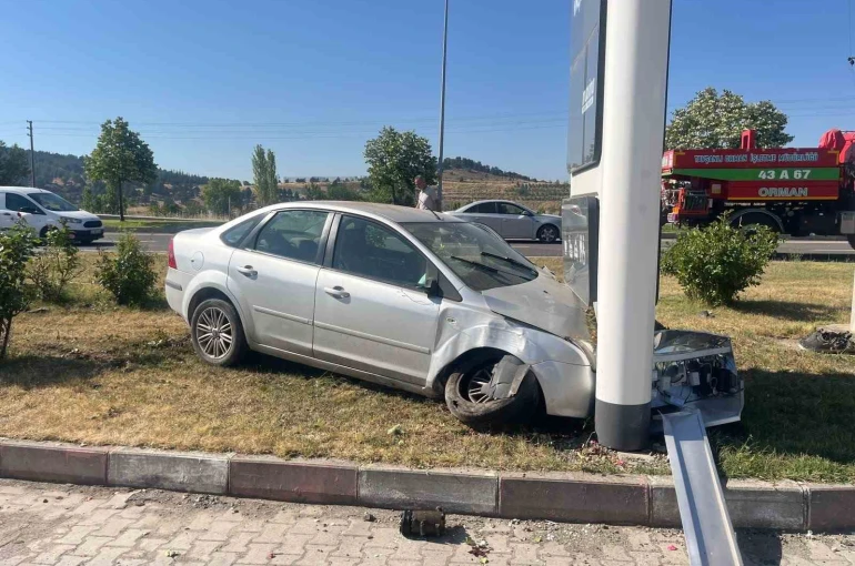 Tavşanlı’da trafik kazası: 2 yaralı