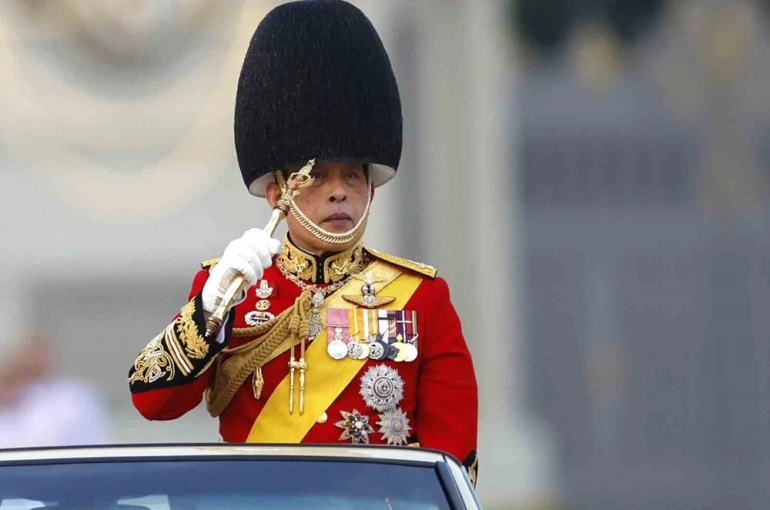 Tayland Kralı Vajiralongkorn, yeni kabineyi onayladı