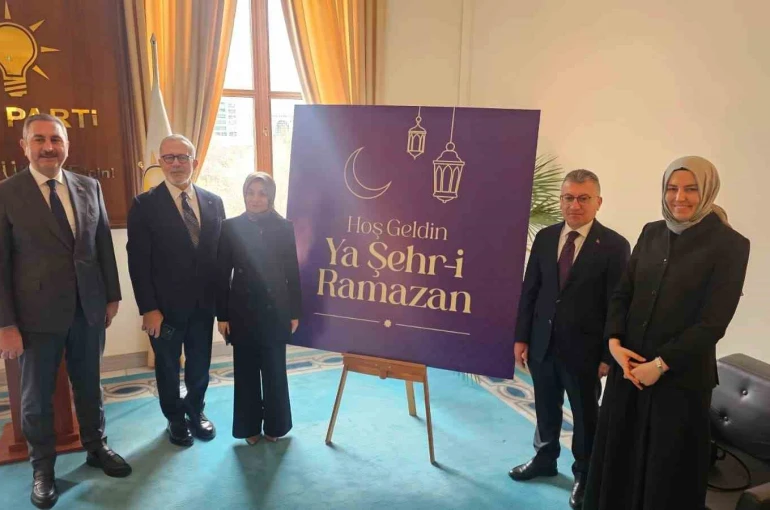 TBMM AK Parti Grubu’nda "Ramazan" süslemesi