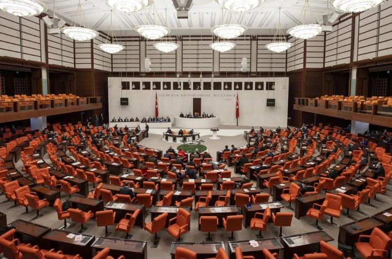 TBMM'de bütçe görüşmelerinde tartışma