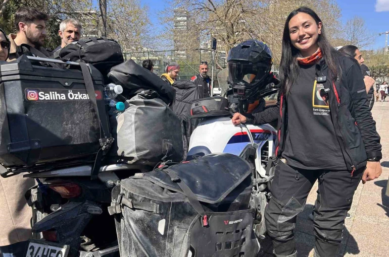 "Tek kadın tek motor 81 il Türkiye" yolculuğu tamamlandı: "Hayalleriniz için o ilk adımı atın"