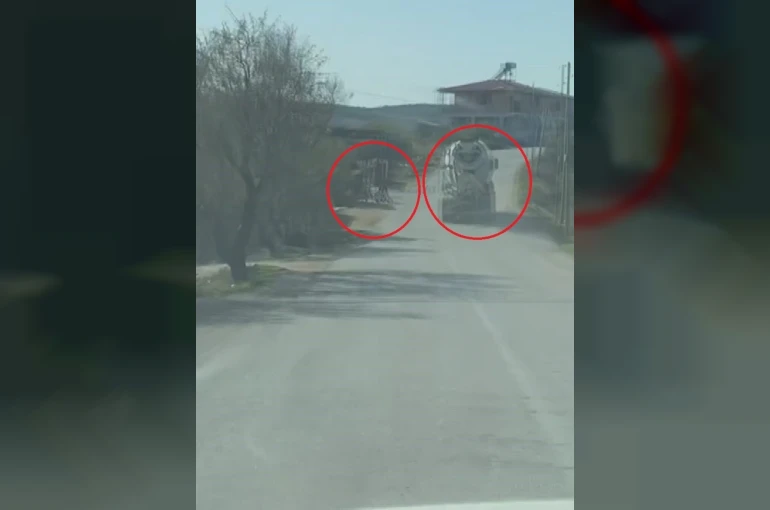 Tek şeritli yoldaki hızıyla ’Pes’ dedirten mikser sürücüsü kamerada