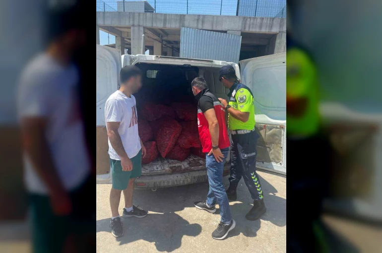 Tekirdağ’da 700 kilogram kaçak midye ele geçirildi