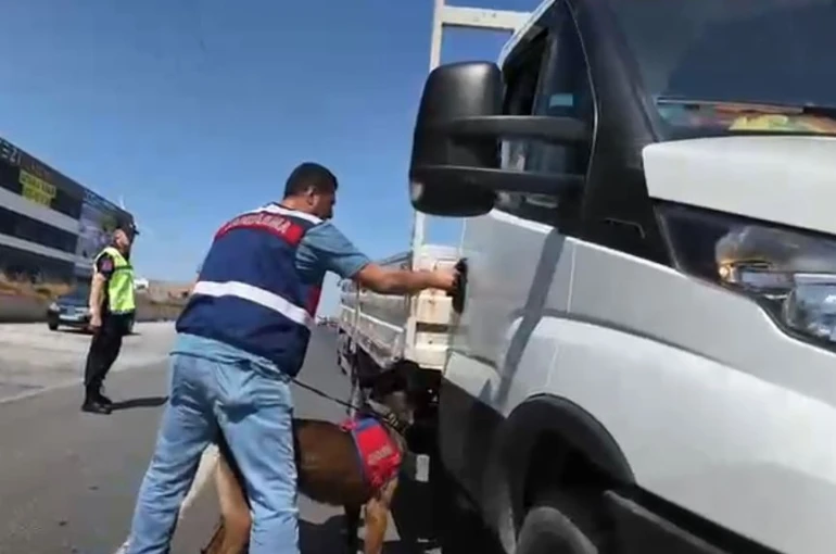 Tekirdağ’da dar sokaklarda huzur uygulaması: Bin 338 kişi sorgulandı