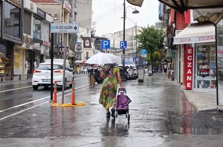 Tekirdağ’da yağmur etkili oldu