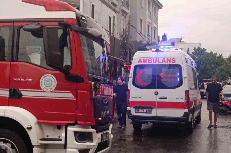 Tekirdağ’da yangın paniği: Yoğun duman üzerine çok sayıda ekip sevk edildi