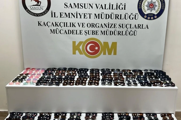 Tekkeköy’de kaçak gözlük operasyonu