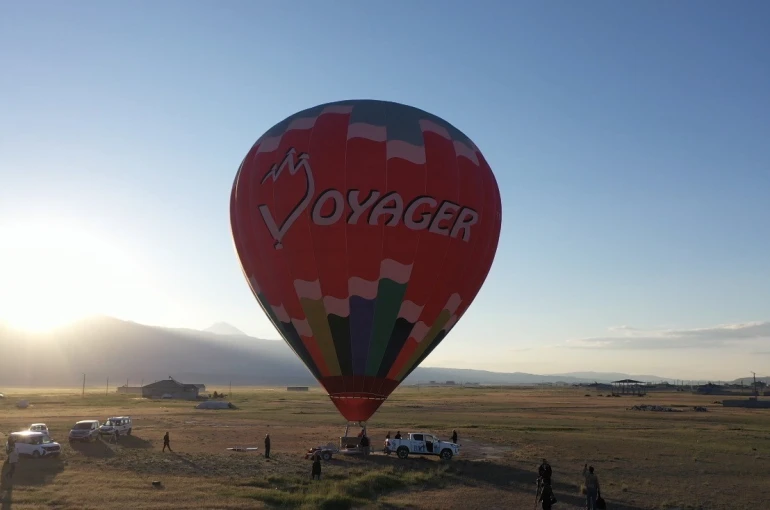 Terörden arındırılan Ağrı Dağı’nda balon turizmi başlıyor