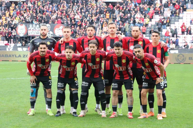 TFF 3. Lig Eskişehirspor: 2 - Tire 2021: 0