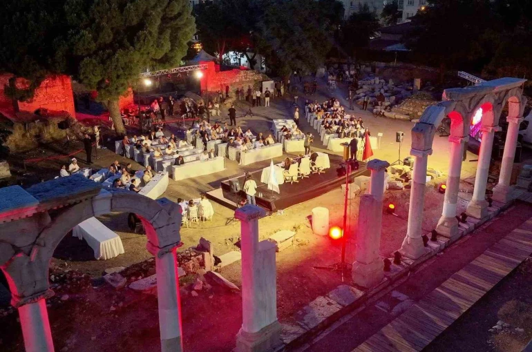 Thyateira Antik Kenti Manisa Büyükşehir Meclisi’ne ev sahipliği yaptı