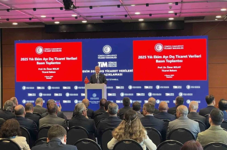 Ticaret Bakanı Bolat: "2025 yılı Ekim ayında ihracatımız yüzde 2,3 artışla 24 milyar dolar olarak gerçekleşti"