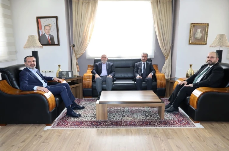 Ticaret Borsası Başkanı Dumandağ, Başkan Şerifoğulları’yla bir araya geldi