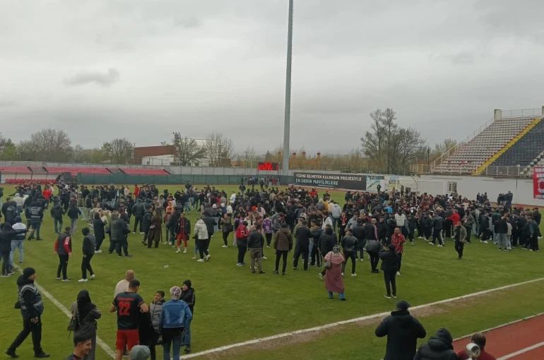 TKİ Tavşanlı Linyitspor ve Tepecikspor 3. Lig yolunda 