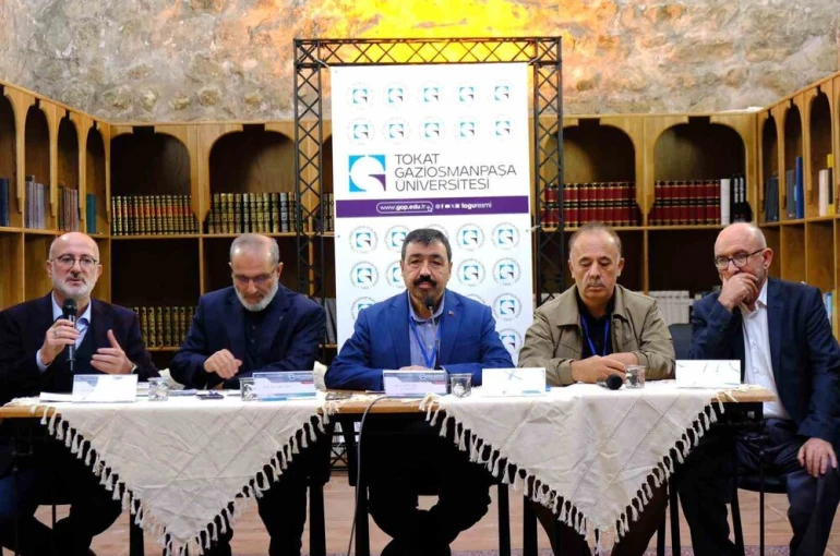 TOGÜ’de İslam hukukunun güncel meseleleri ele alındı