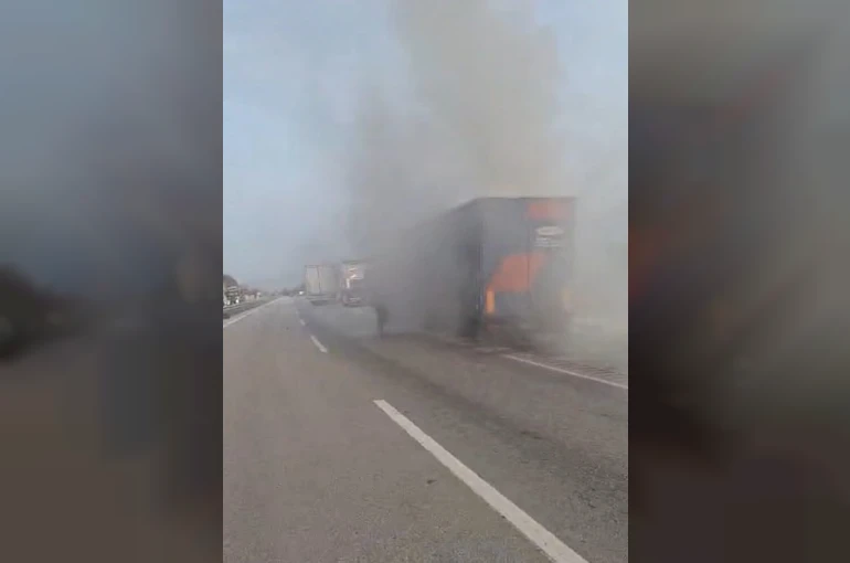 Tokat’ta tır sürücüsünün hızlı müdahalesi muhtemel faciayı önledi